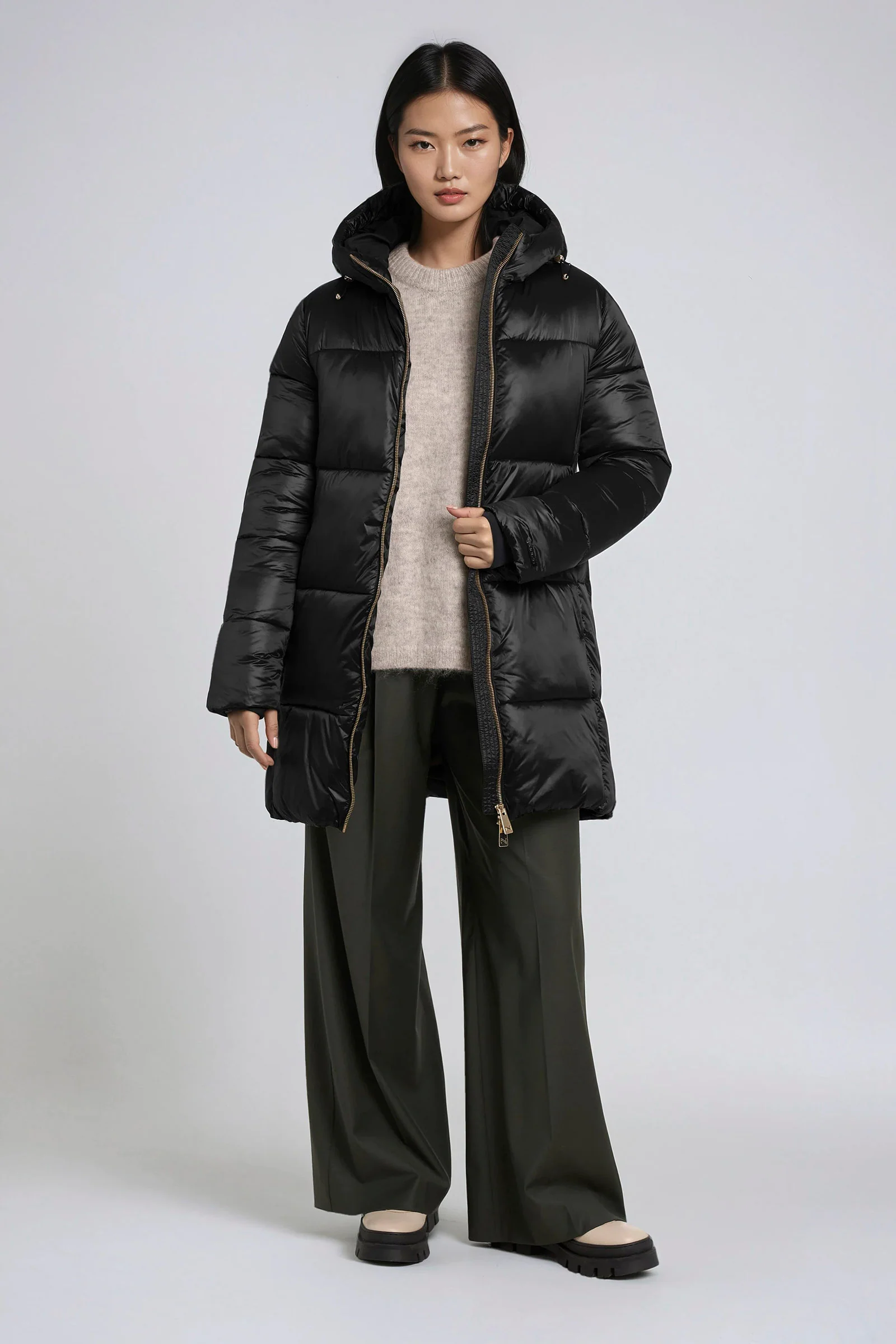 Alicia - Image 6