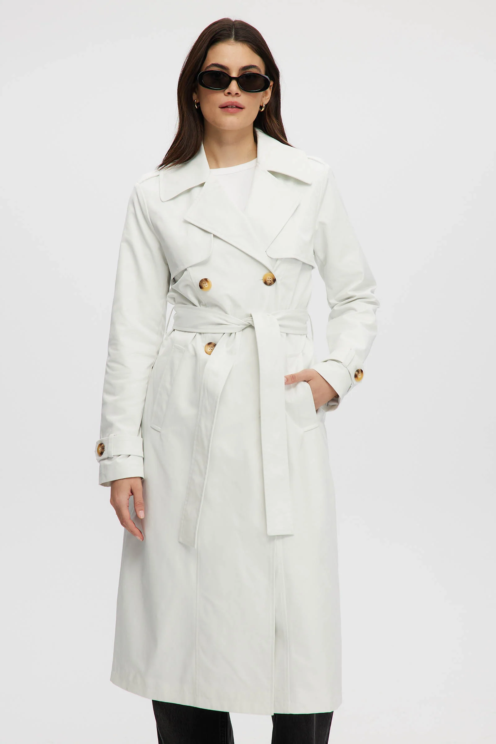 Evelyn - Image 11