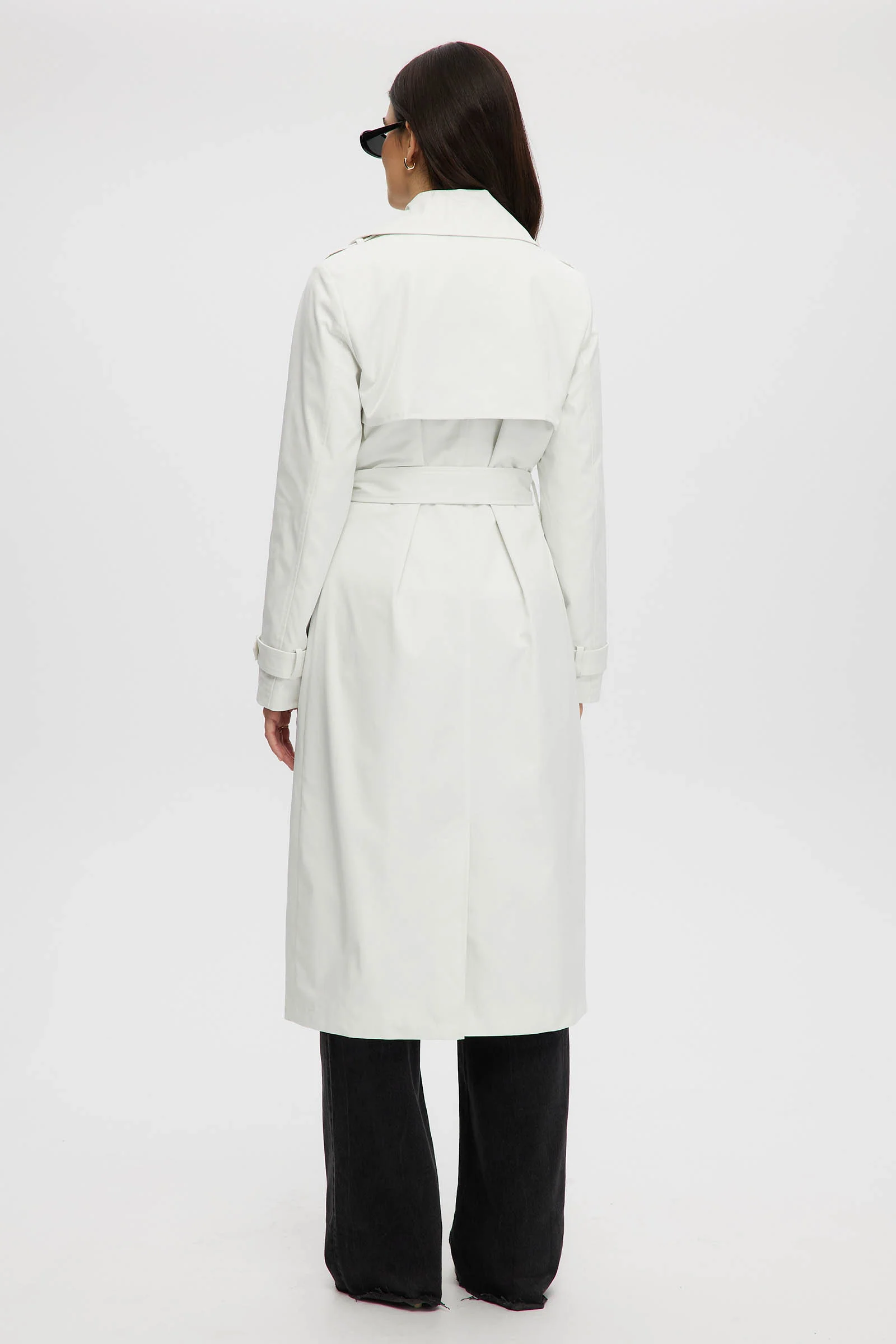 Evelyn - Image 12