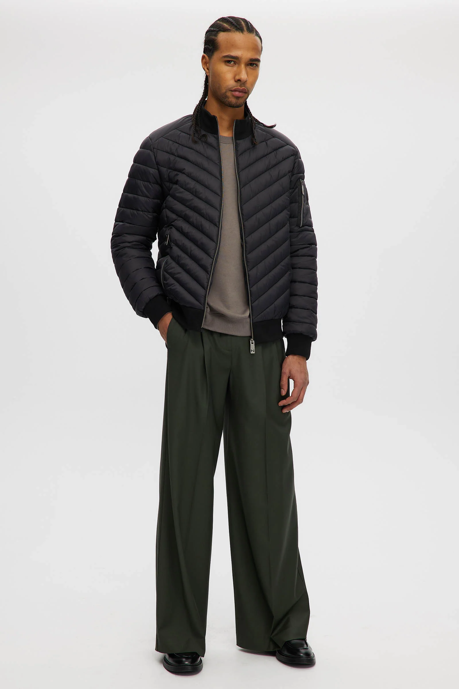 Alec - Image 5