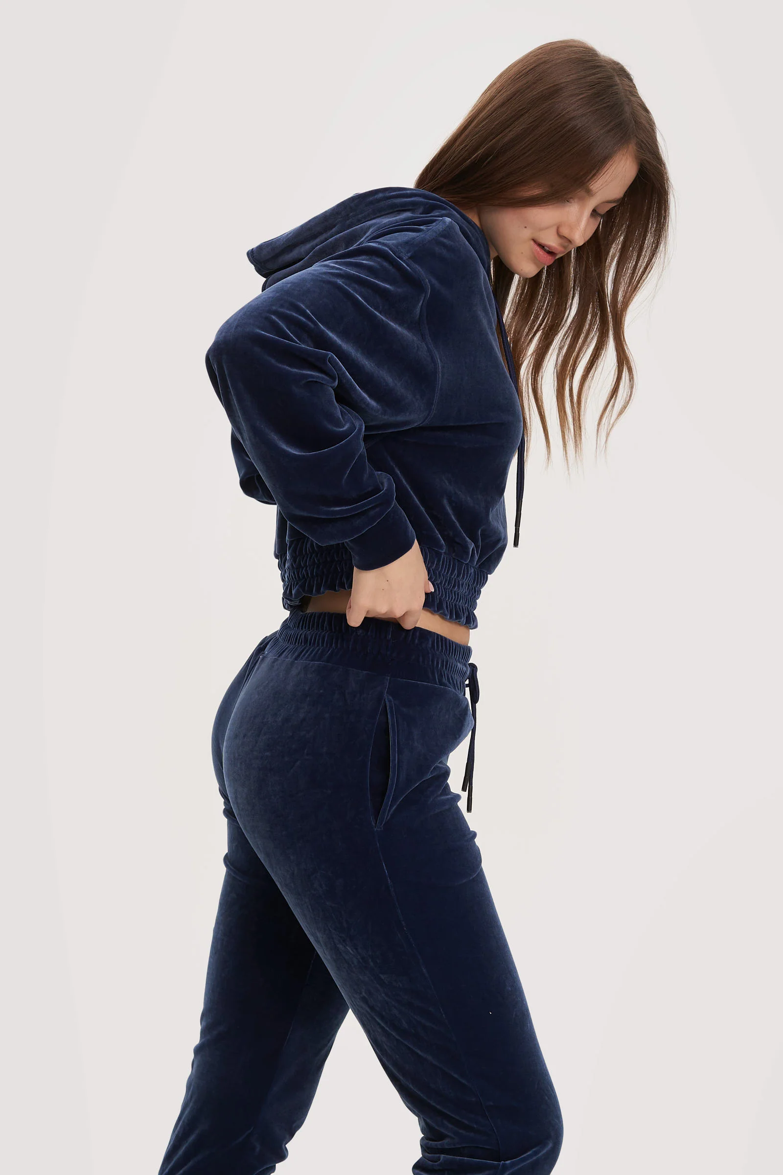 Gina Pant - Image 8